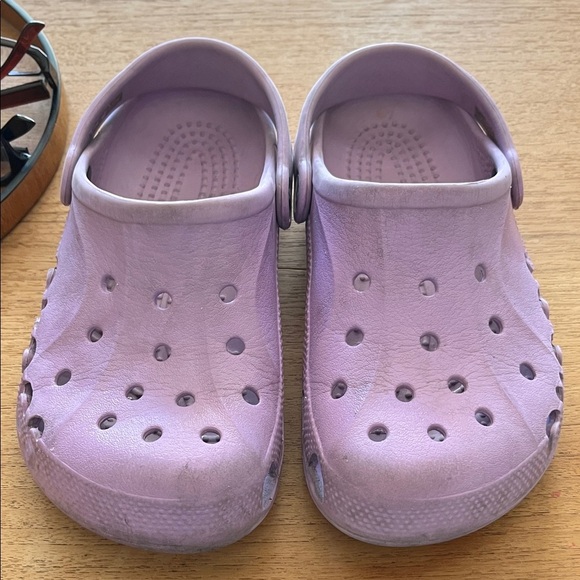 Crocs Baya Kids Purple Sandals Size  2 4 - Picture 1 of 6